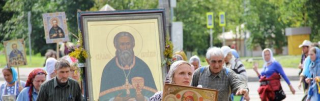 XVII Международный Одигитриевский крестный ход из Витебска прибыл в Смоленск
